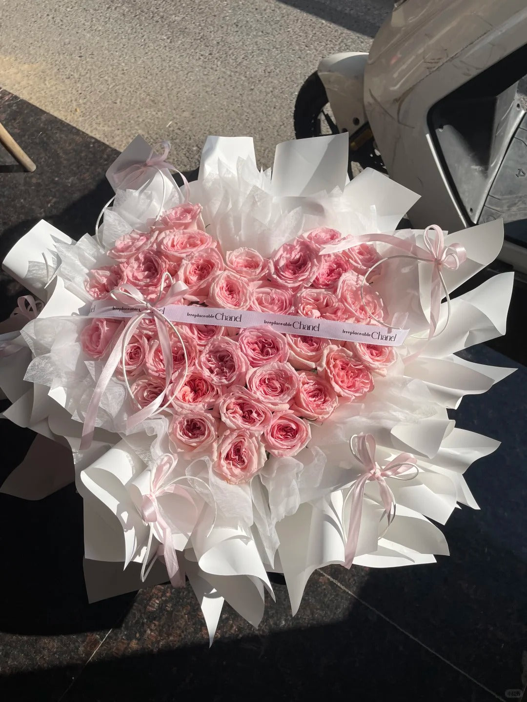 Buket bunga 50 bungkus mawar, mawar untuk hadiah ulang tahun/ hadiah liburan untuk pacar