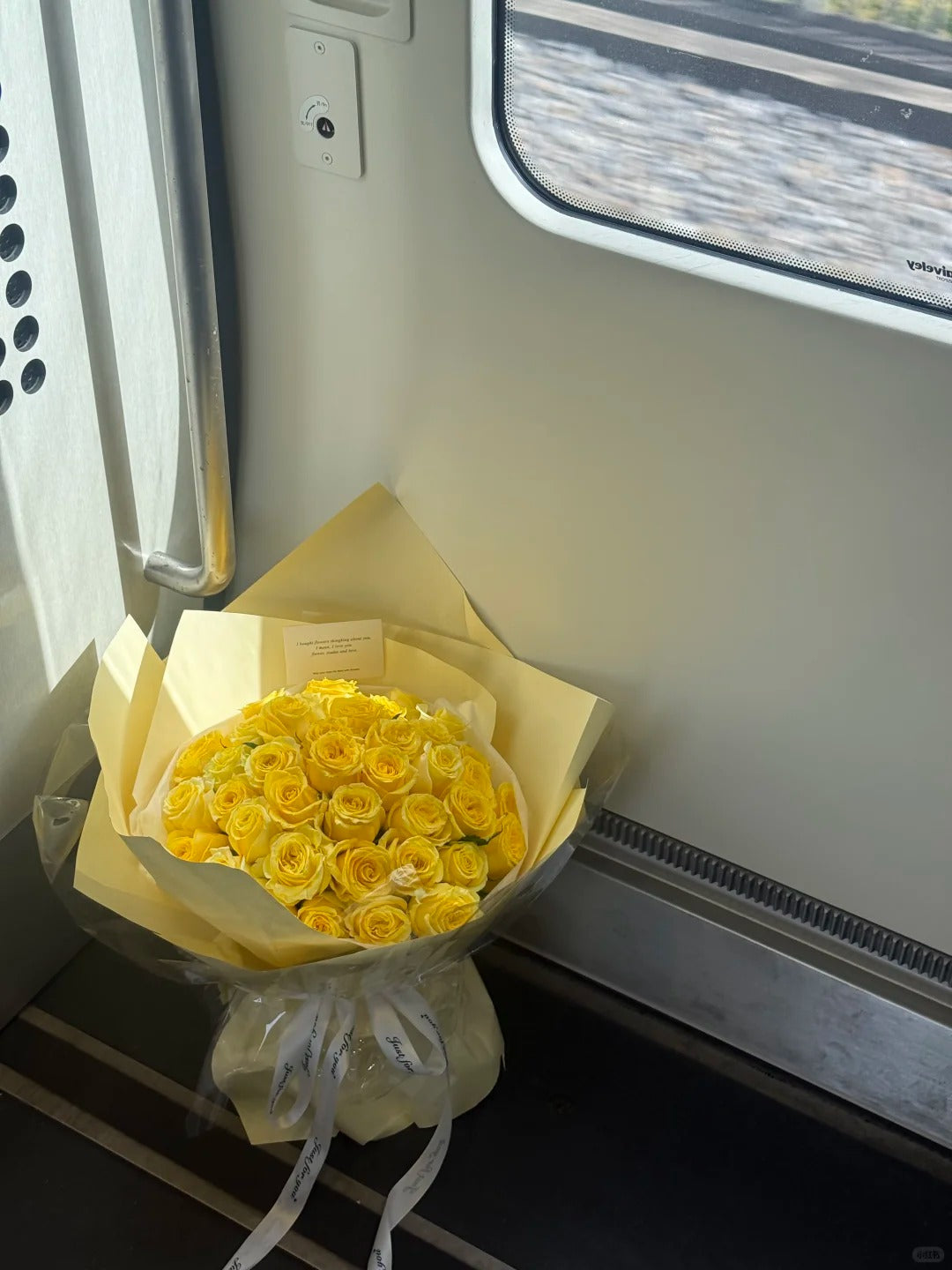 50-rose bouquet, roses for birthday/holiday gifts for girlfriends